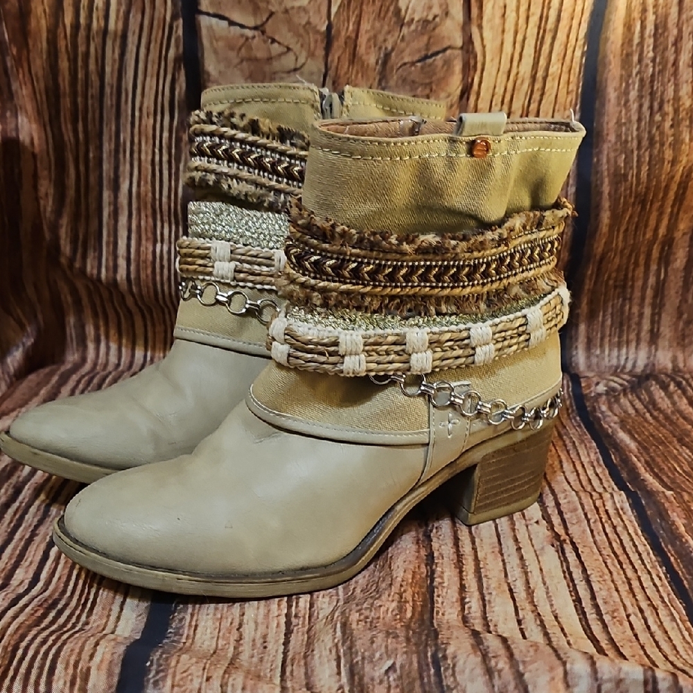 Bull Boxer Danna Tan Boots Size 7